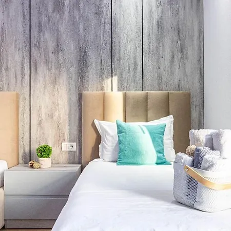 Hi'mare Sea View 3 - Modern, Brand New Himare